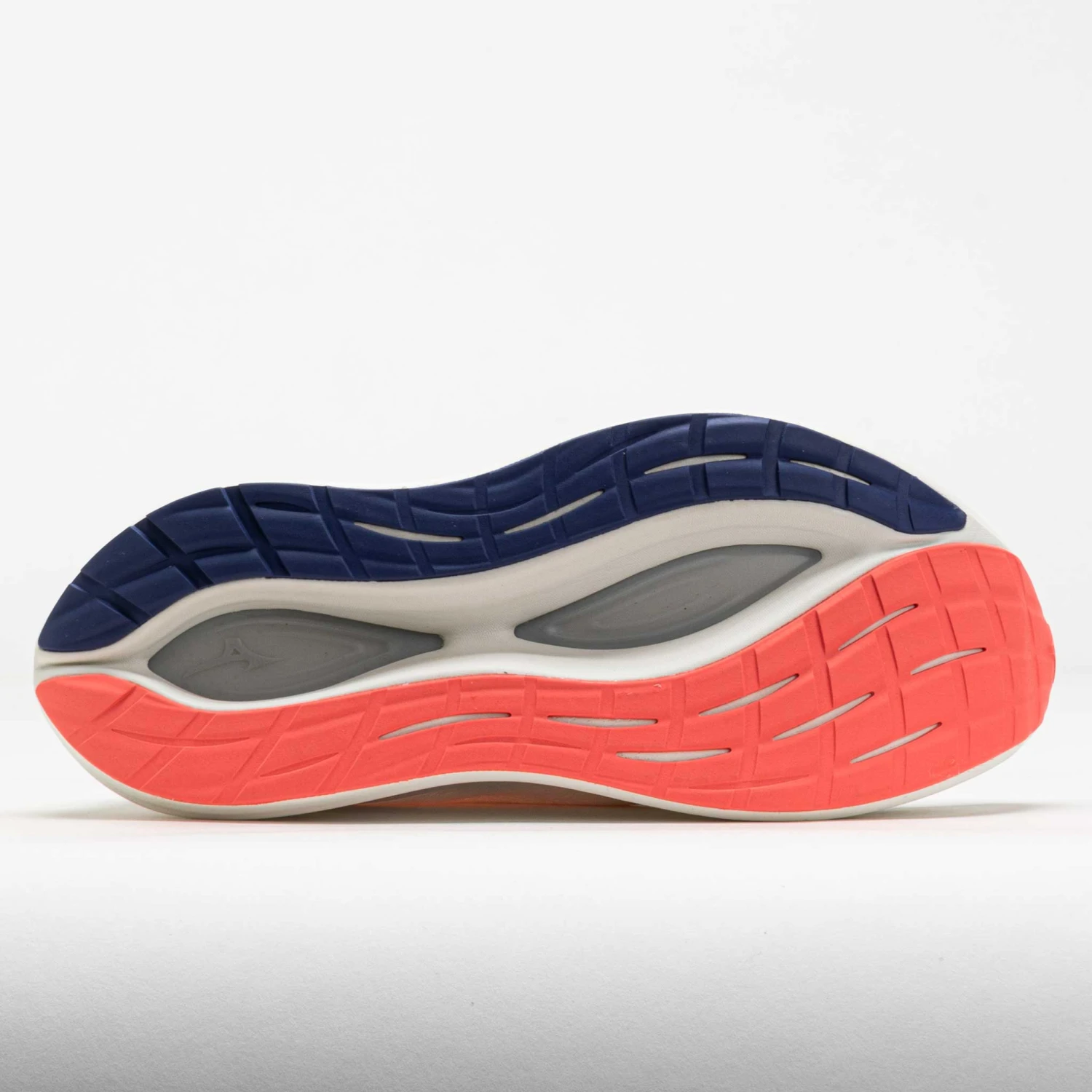 Mizuno Neo Vista 2 Women's White/Striking Coral 4 Mizuno Neo Vista 2 Women's White/Striking Coral - Image 4