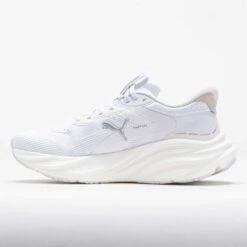 Puma Magnify NITRO 3 Women's Puma White/Puma Silver 7 Puma Magnify NITRO 3 Women's Puma White/Puma Silver -Holabird Sports Store 043529 1 43c8cdea 59e7 4073 ba51 0bad899d1f22
