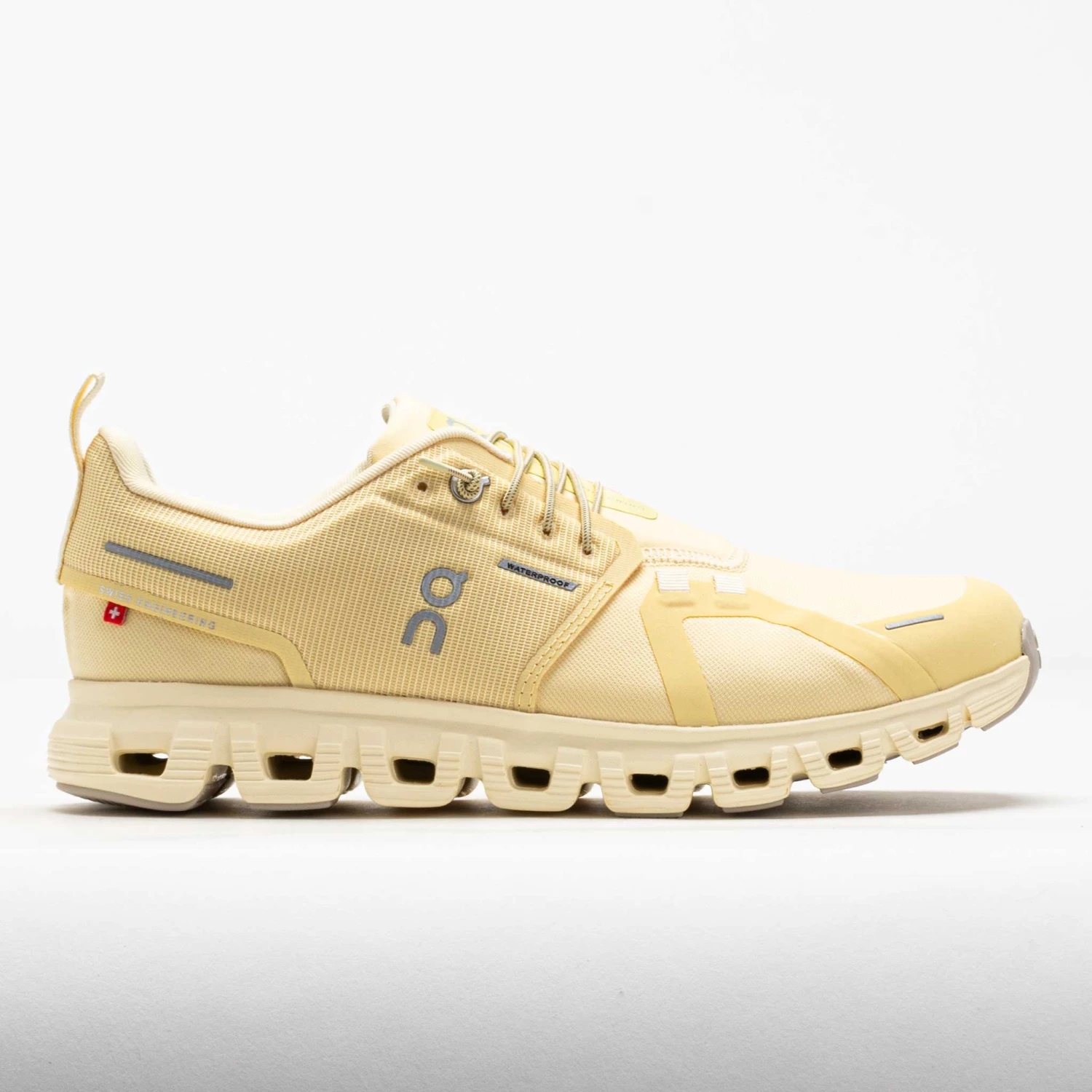 On Running On Cloud 6 Waterproof Women's Nector/Castor 1 On Running On Cloud 6 Waterproof Women's Nector/Castor