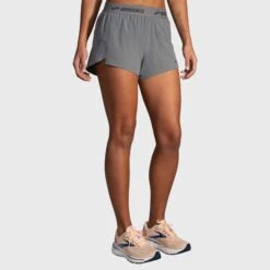 Brooks Chaser 3" Shorts Women's