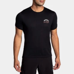 Brooks Distance Graphic Short Sleeve Men's -Holabird Sports Store 056934 013 1