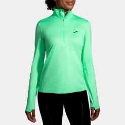 Brooks Dash 1/2 Zip 2.0 Women's 22 Brooks Dash 1/2 Zip 2.0 Women's -Holabird Sports Store 057287 328 1