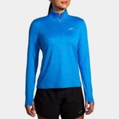 Brooks Dash 1/2 Zip 2.0 Women's 30 Brooks Dash 1/2 Zip 2.0 Women's -Holabird Sports Store 057287 488 1