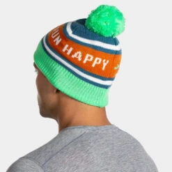 Brooks Heritage Pom Beanie -Holabird Sports Store 057389 499 2