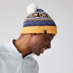 Brooks Heritage Pom Beanie -Holabird Sports Store 057389 831 1