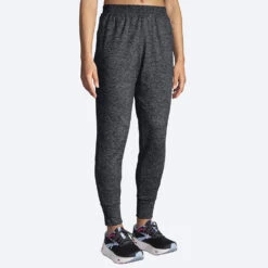 Brooks Luxe Jogger Women's 8 Brooks Luxe Jogger Women's -Holabird Sports Store 057570 090 1