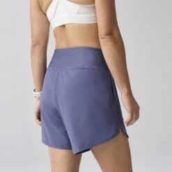 Brooks Chaser 7" Short 2.0 Women's 11 Brooks Chaser 7" Short 2.0 Women's -Holabird Sports Store 057799 414 2