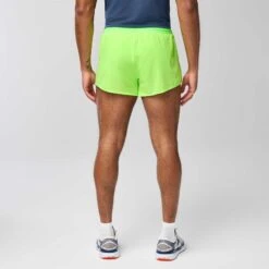 Brooks Breakaway 3" Short Men's 8 Brooks Breakaway 3" Short Men's -Holabird Sports Store 057811 323 2