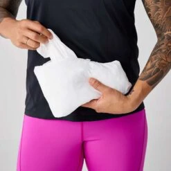 Brooks Canopy Packable Jacket Women's -Holabird Sports Store 057874 100 2