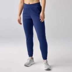 Brooks Momentum Thermal Jogger 2.0 Women's 6 Brooks Momentum Thermal Jogger 2.0 Women's -Holabird Sports Store 057888 450 1