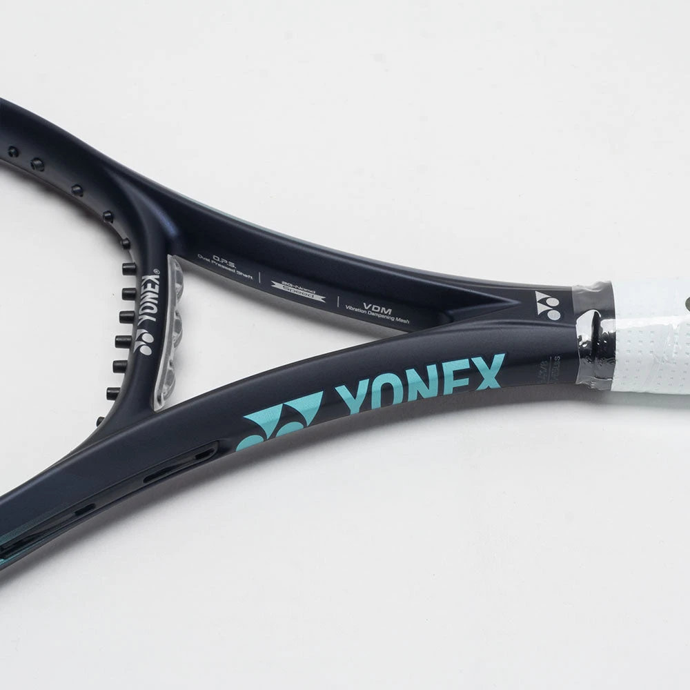 Yonex EZONE 100L 285g Sky Blue (7th Gen) 3 Yonex EZONE 100L 285g Sky Blue (7th Gen) - Image 3