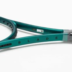 Wilson Blade 98 (16x19) V9 -Holabird Sports Store 103070 4