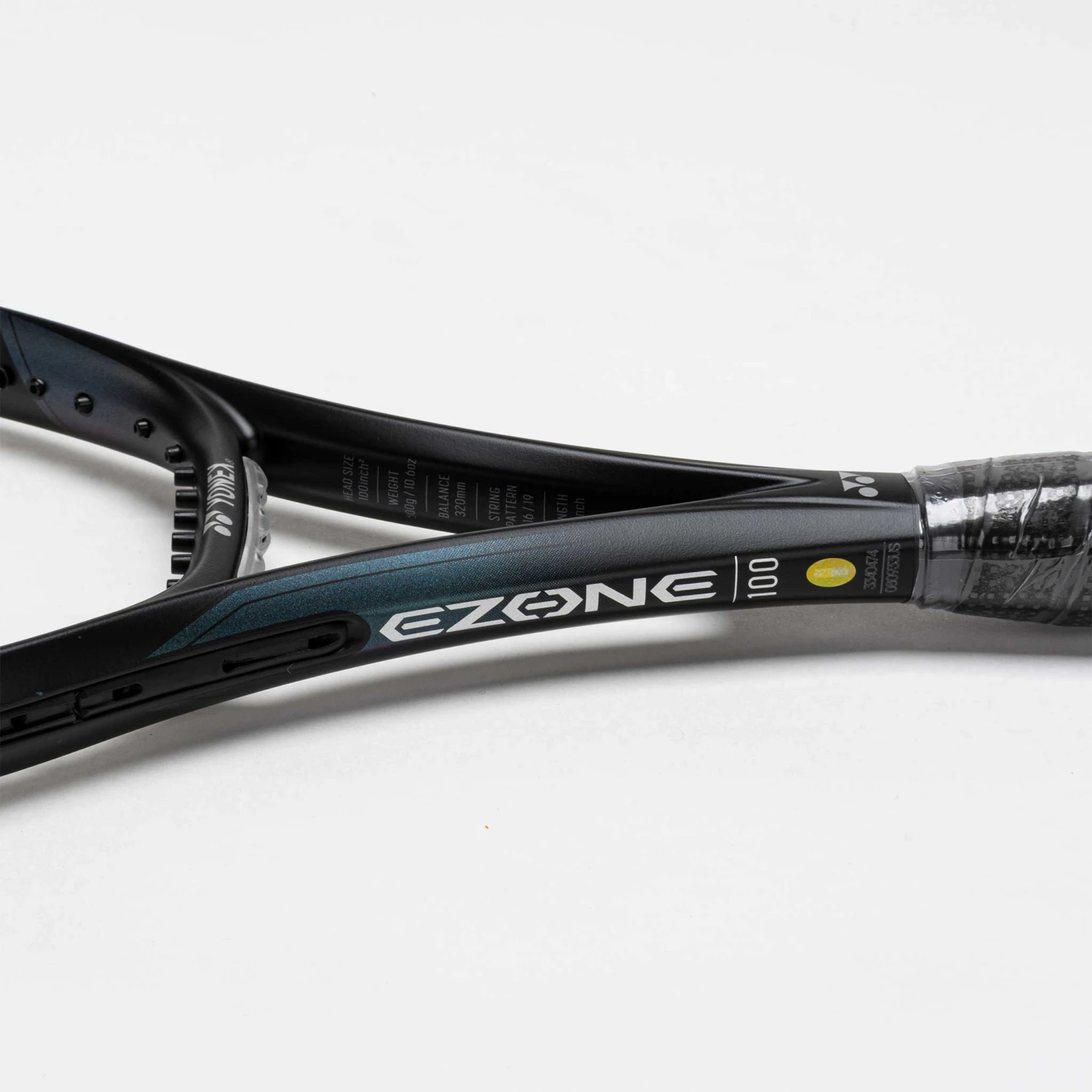 Yonex EZONE 100 300g Aqua Night Black (7th Gen) 4 Yonex EZONE 100 300g Aqua Night Black (7th Gen) - Image 4