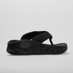 HOKA Ora Recovery Flip Men's Black/Dark Gull Gray -Holabird Sports Store 570409 6