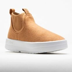 OOFOS OOmega Londoner Women's Almond -Holabird Sports Store 631787 5