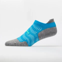 Feetures High Performance Ultra Light Cushion No Show Tab Socks -Holabird Sports Store 650365 156 1