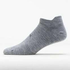 Feetures High Performance Ultra Light Cushion No Show Tab Socks -Holabird Sports Store 650365 845 1