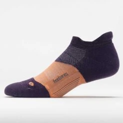 Feetures Merino 10 Cushion No Show Tab Socks -Holabird Sports Store 651258 631 1
