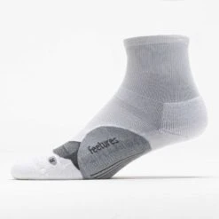 Feetures Elite Light Cushion Quarter Sock