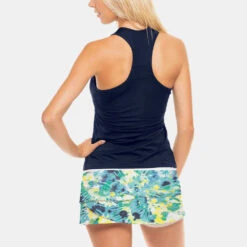 Lucky In Love V-Neck Tank With Bra Women's -Holabird Sports Store 758068 401 2