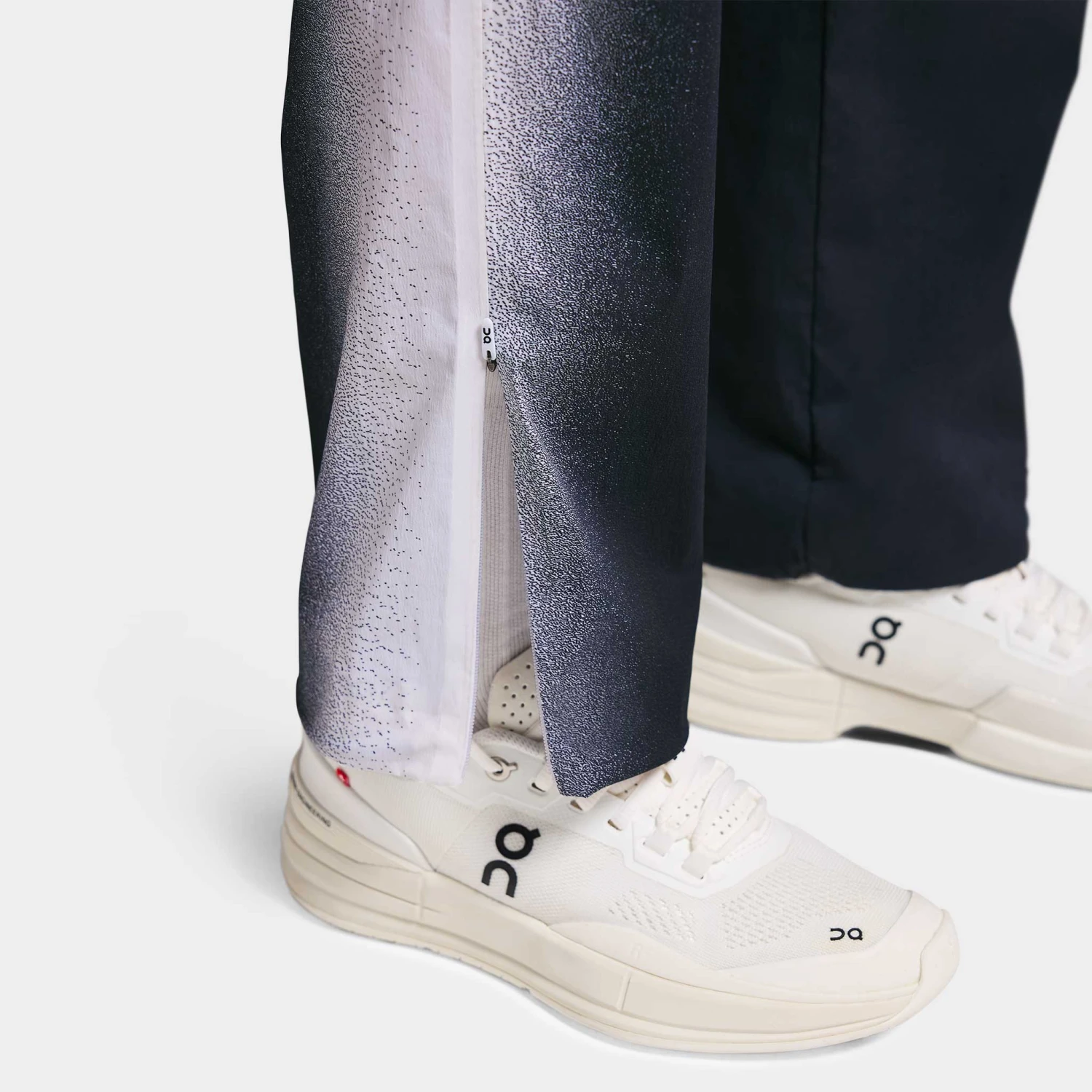 On Running On Court Track Pants Women's 3 On Running On Court Track Pants Women's - Image 3